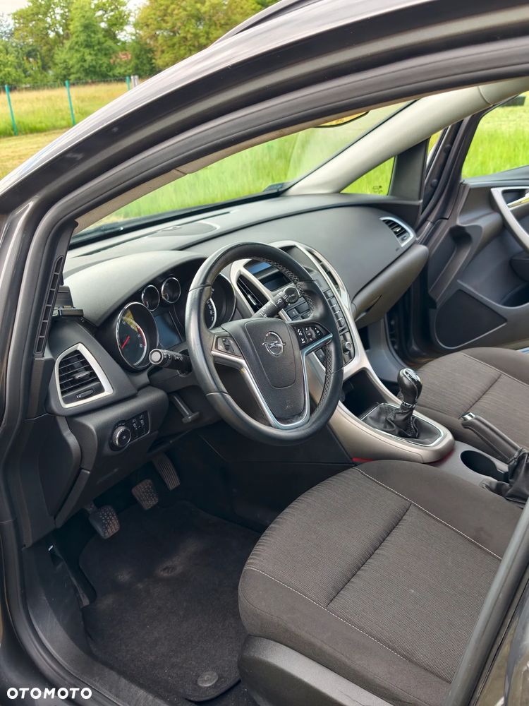 Opel Astra - 11