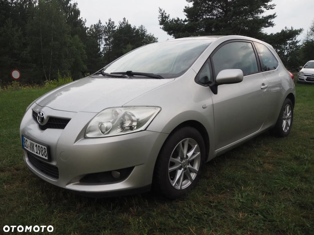 Toyota Auris 1.4 VVT-i Team - 16