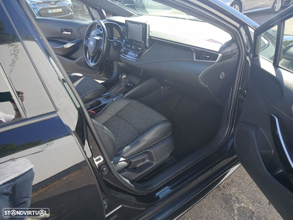 Toyota Corolla 1.8 Hybrid Comfort+P.Sport - 8