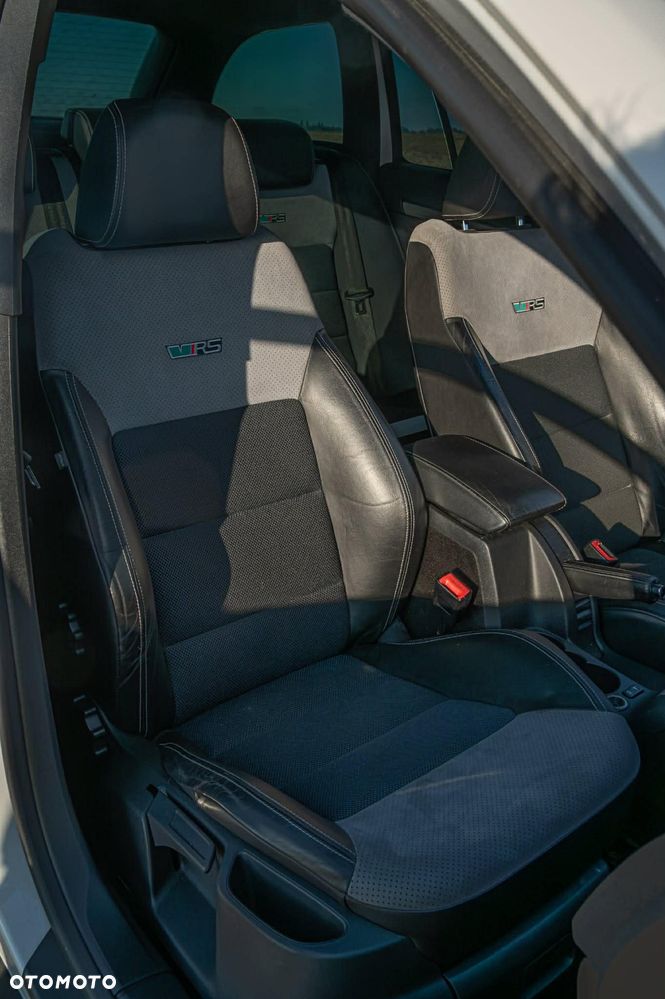 Skoda Octavia 2.0 TSI RS - 9