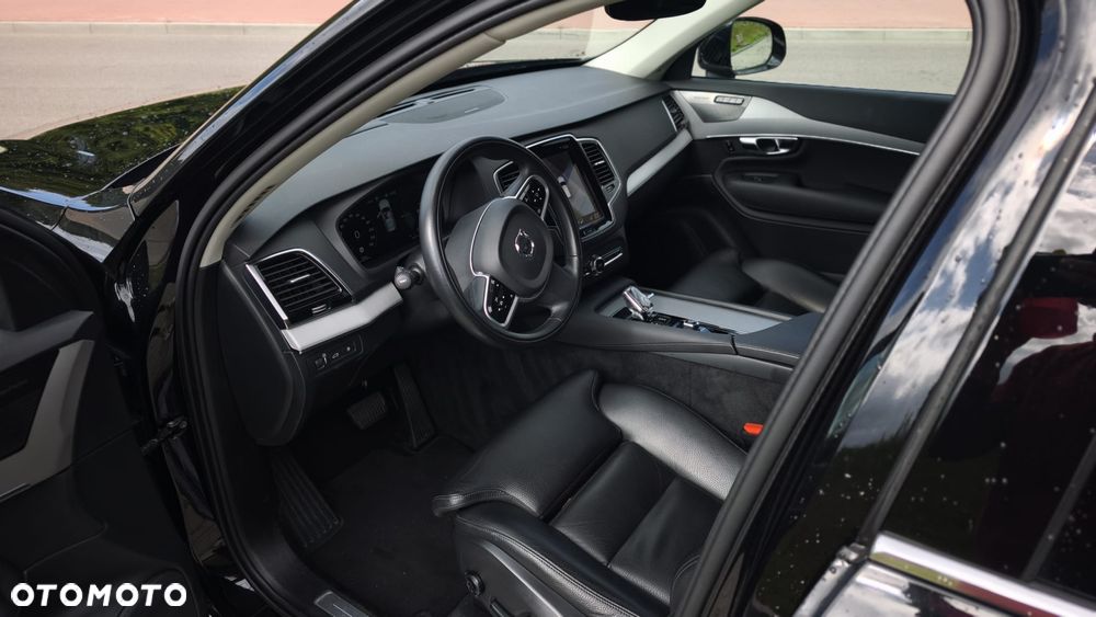 Volvo XC 90 T8 AWD Twin Engine Geartronic Inscription - 8