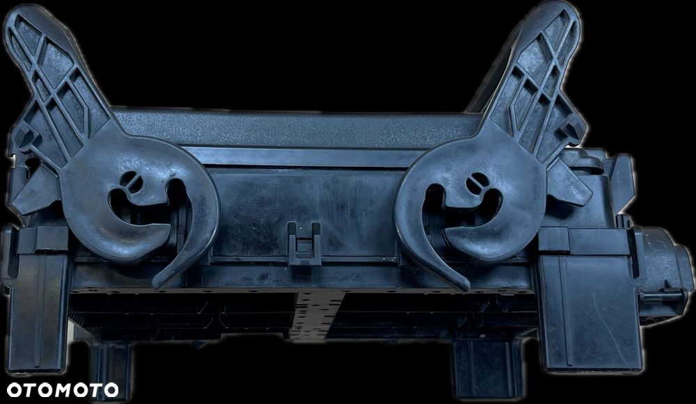 O3 CADILLAC ESCALADE IV 2014 - SKRZYNKA BEZPIECZNIKÓW PRZEKAŹNIKÓW 23227061 - 2