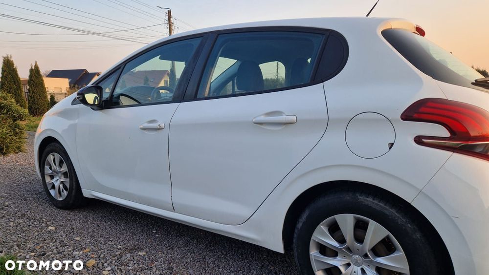 Peugeot 208 PureTech 68 Like - 5