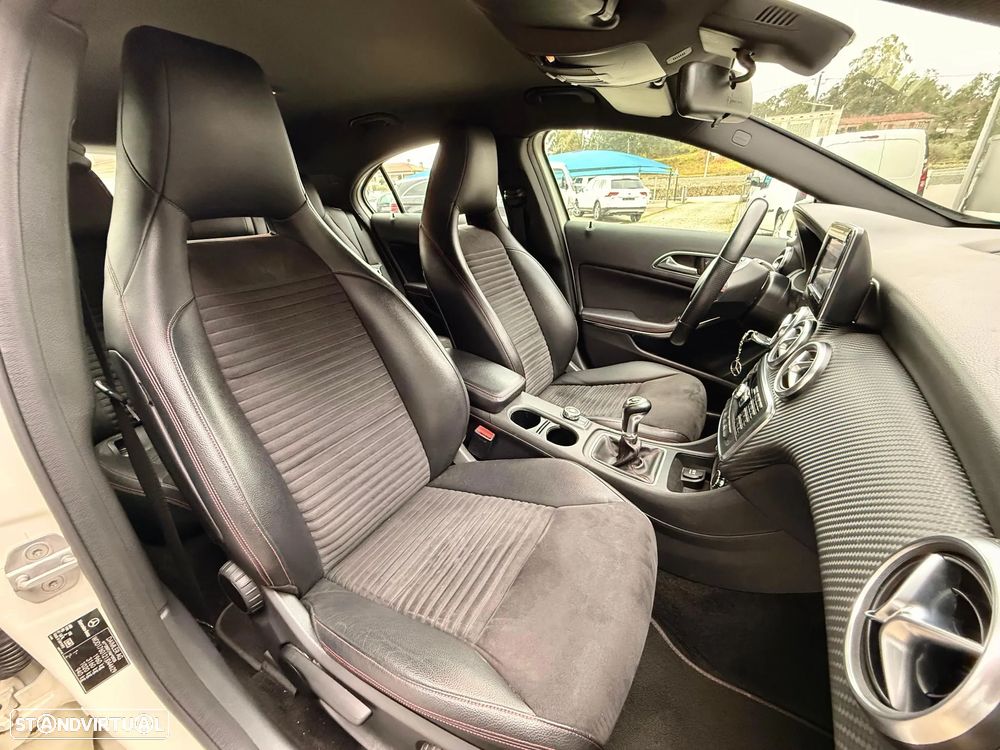 Mercedes-Benz A 180 CDI BE AMG Line - 12