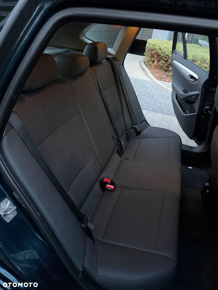 BMW X1 xDrive28i - 11