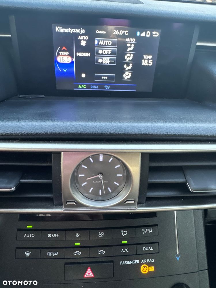 Lexus IS 200t Comfort - 18
