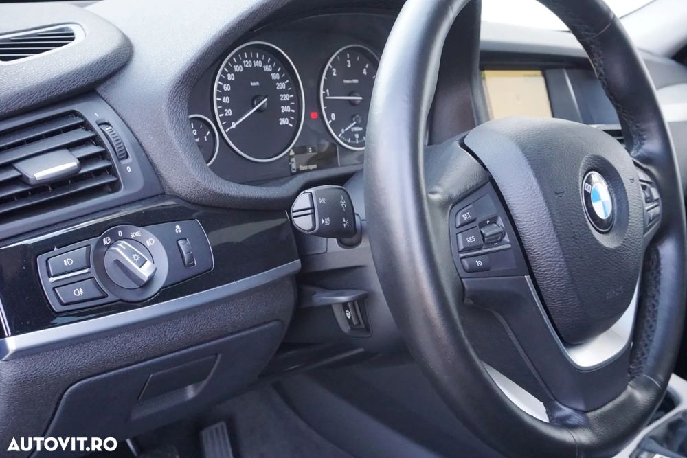 BMW X3 xDrive20d Advantage - 17