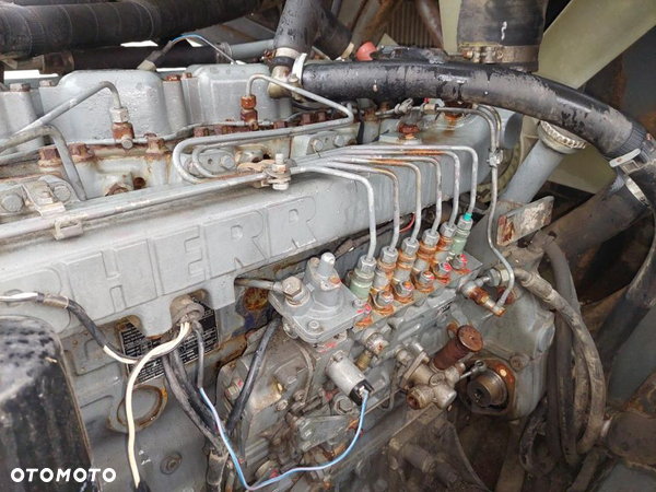 Liebherr 544 554 564 574 Części silnik wtryski pompa most ramiona silownik rozrusznik