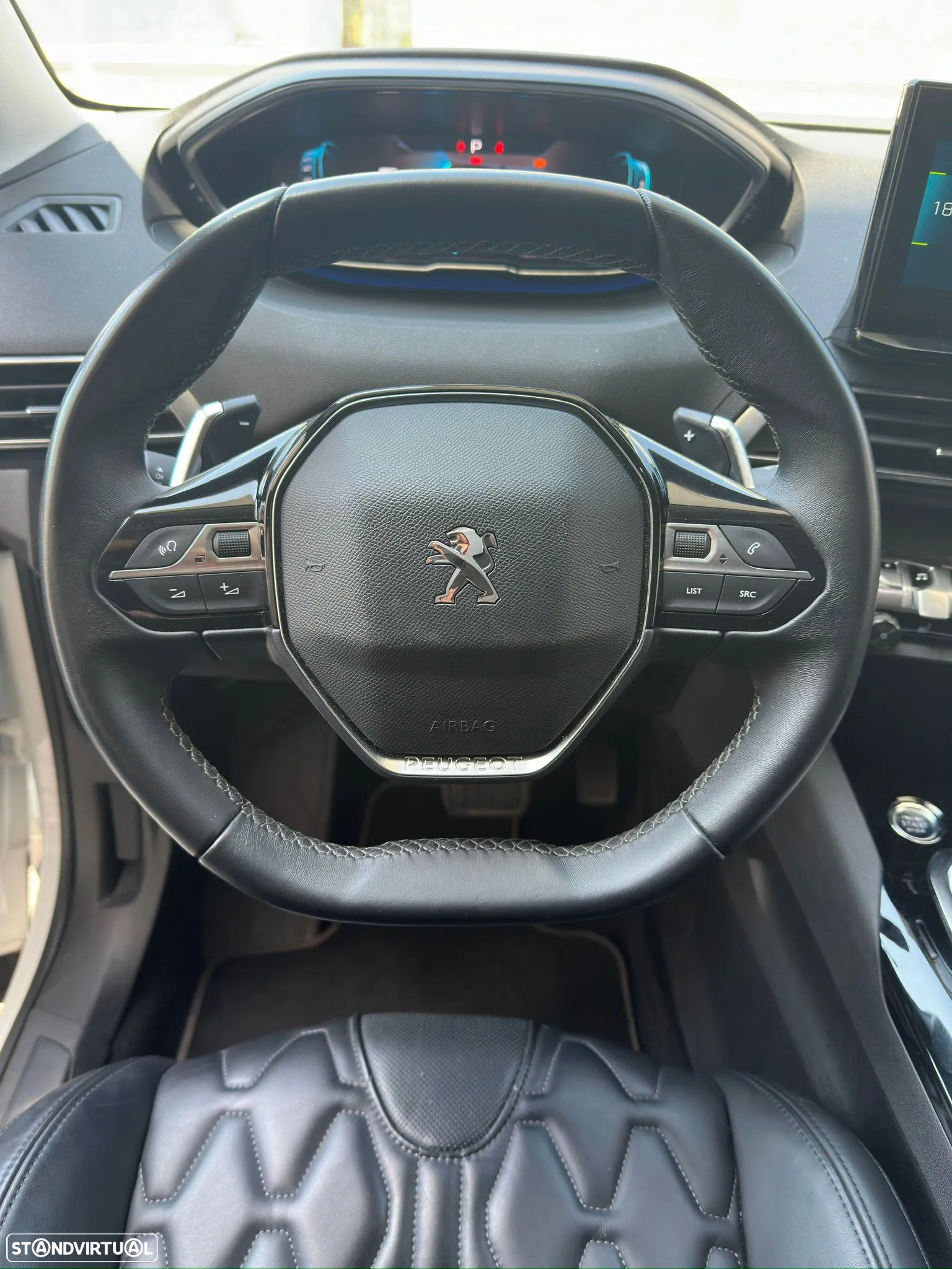 Peugeot 3008 1.6 Hybrid4 Allure Pack e-EAT8 - 11