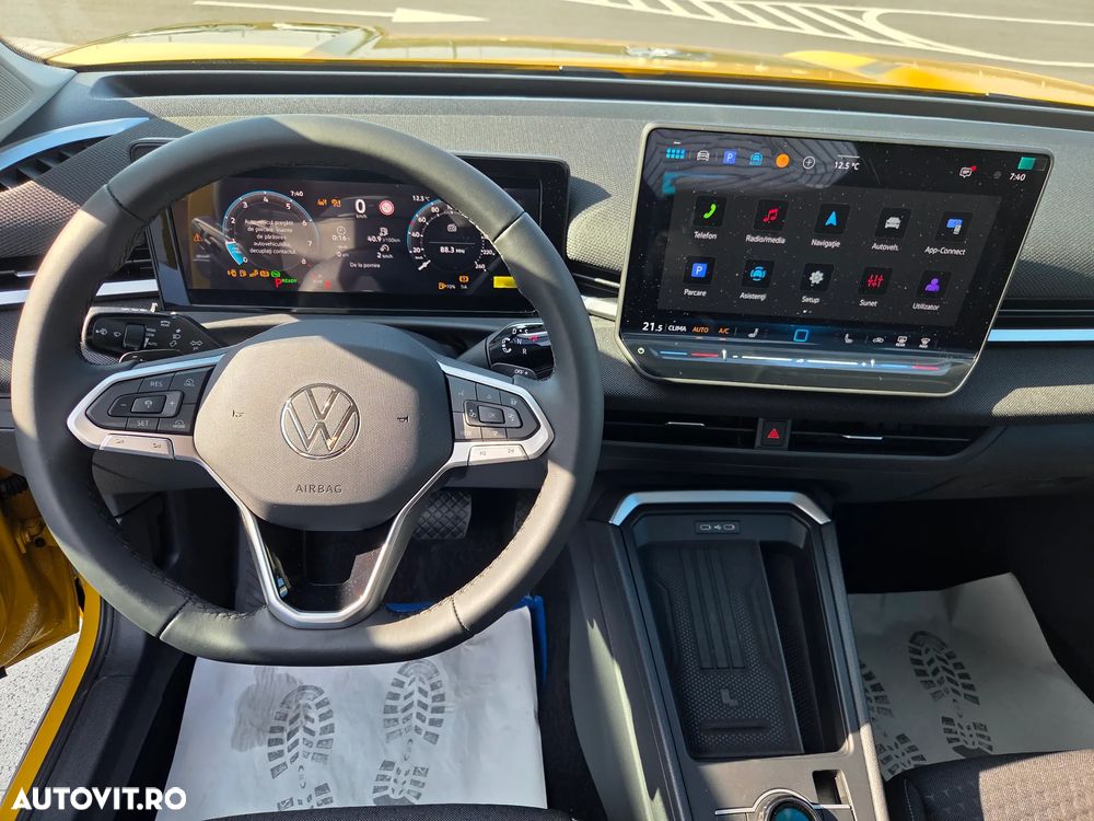 Volkswagen T-Roc 1.5 eTSI 115 CP DSG MHEV Life - 9