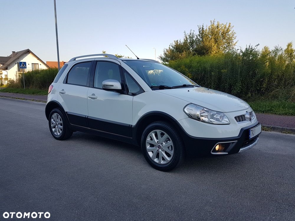 Fiat Sedici 1.6 16V 4x4 Luxury - 1