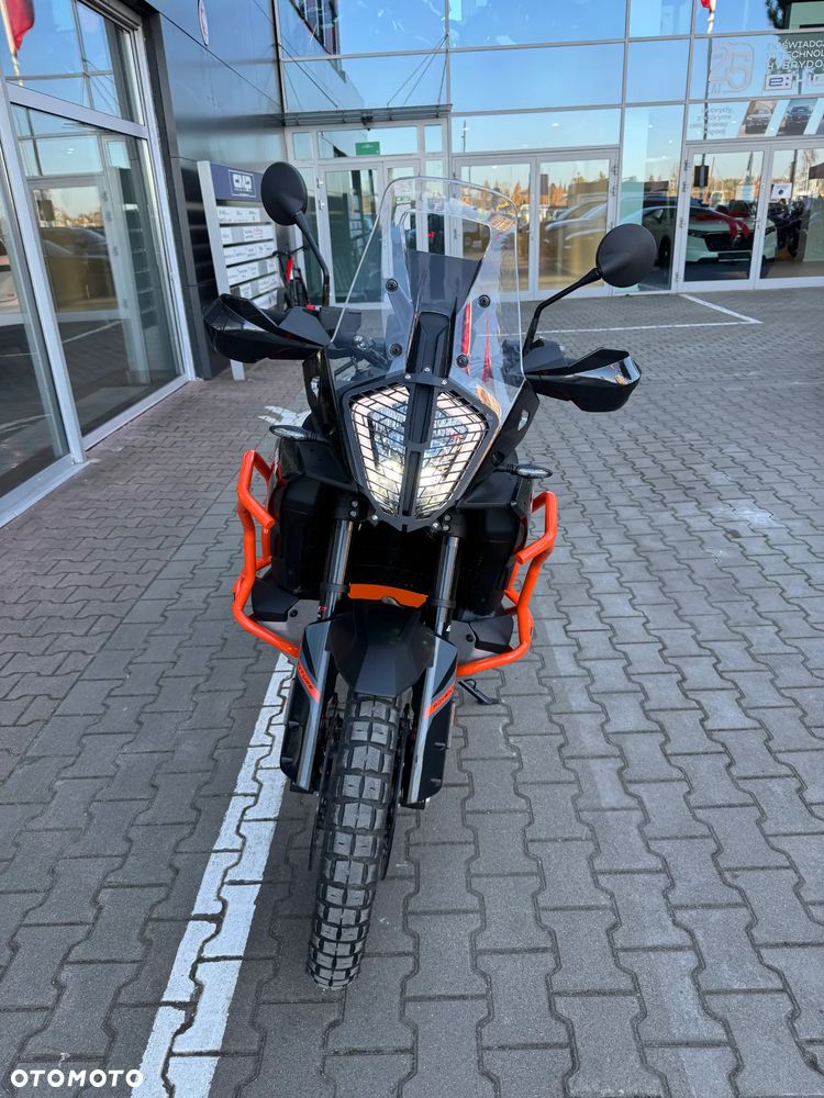KTM Adventure - 16