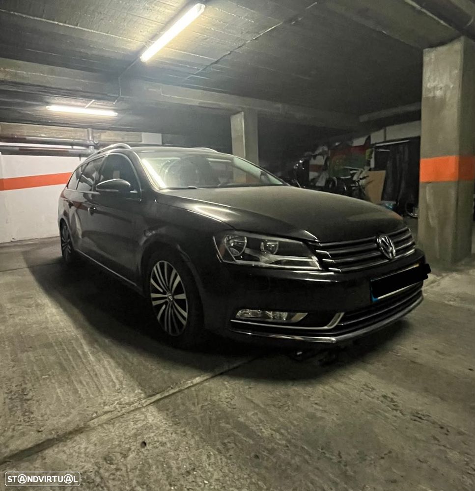 VW Passat 1.6 TDI DPF BlueMotion Comfortline - 11