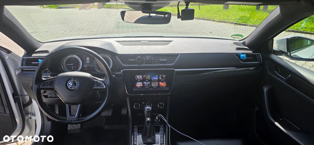 Skoda Superb 2.0 TDI 4x4 L&K DSG - 16