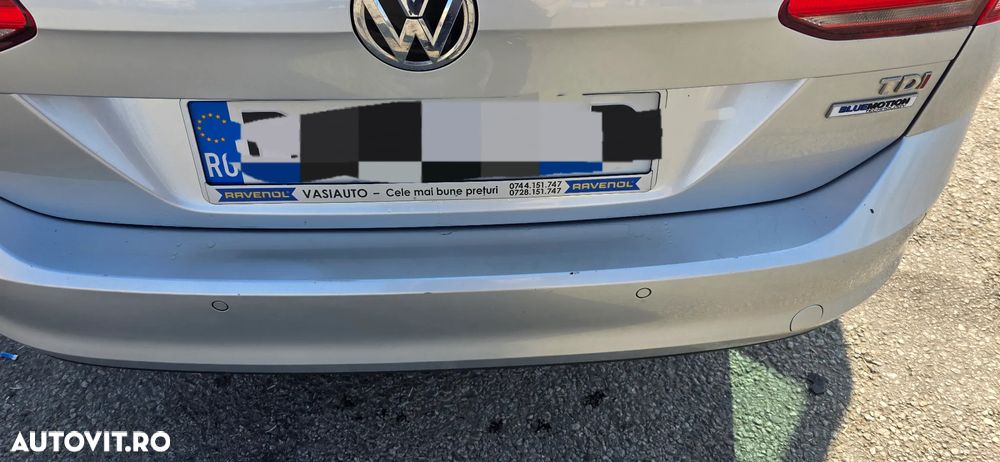 Volkswagen Golf 1.6 TDI BlueMotion Technology Lounge - 20