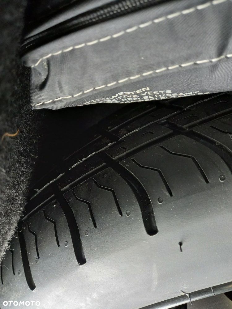 Audi A4 Allroad - 22