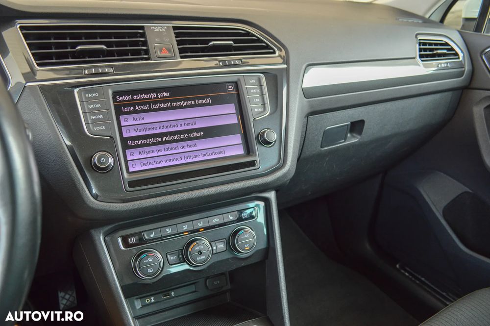Volkswagen Tiguan 2.0 TDI 4Mot DSG Comfortline - 37
