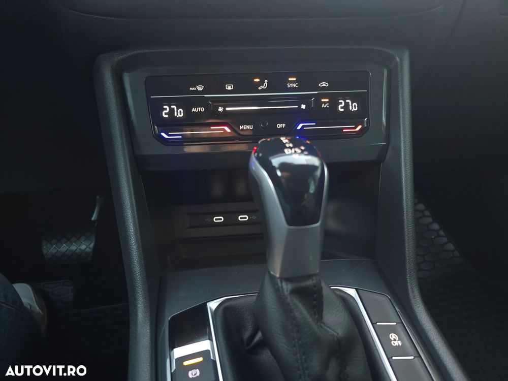 Volkswagen Tiguan 1.5 TSI OPF DSG Life - 12