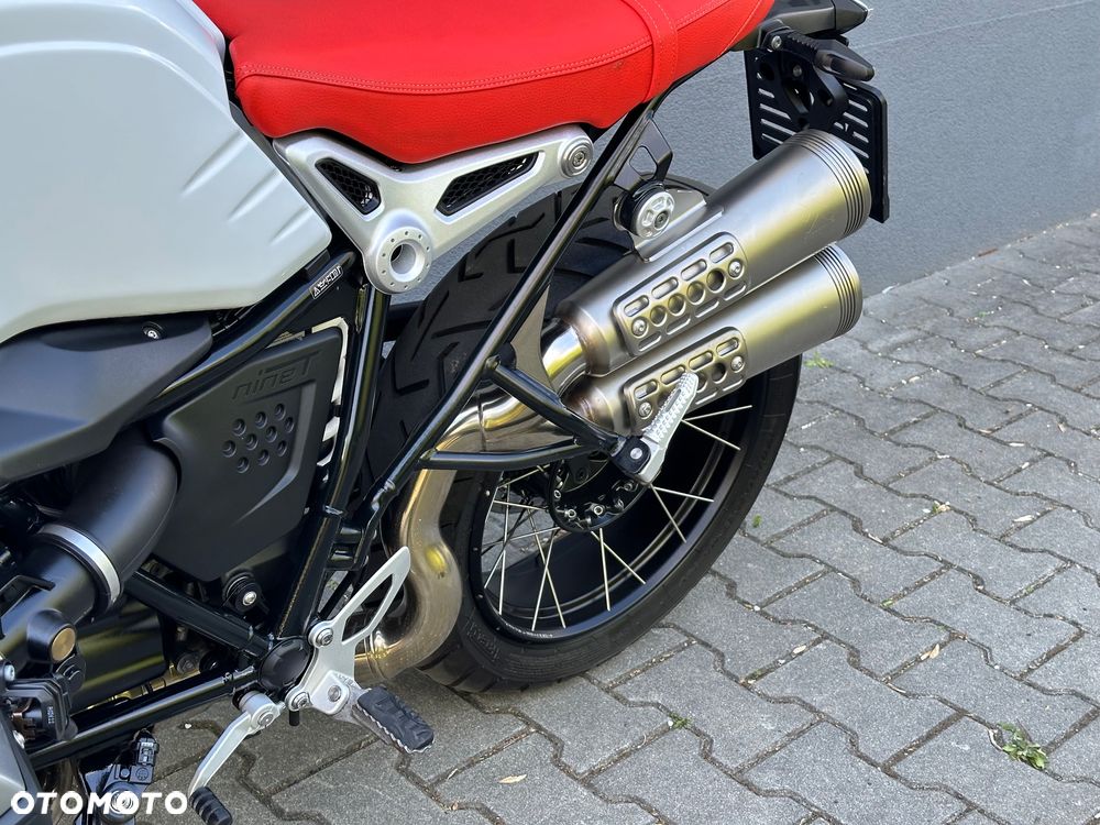 BMW R - 19