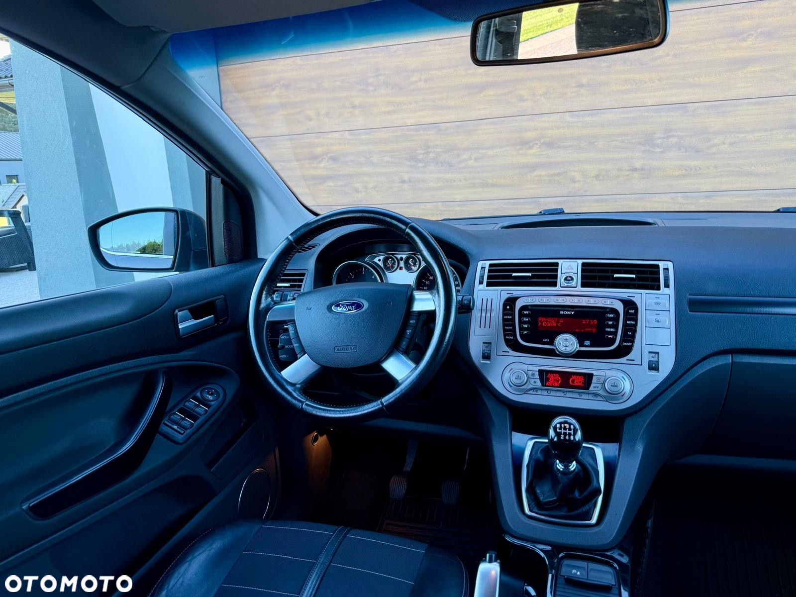 Ford Kuga 2.0 TDCi 4x4 Titanium - 18