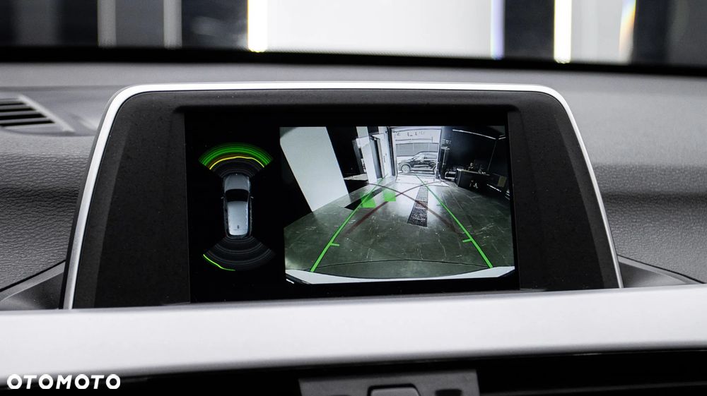 BMW X1 sDrive18i - 22