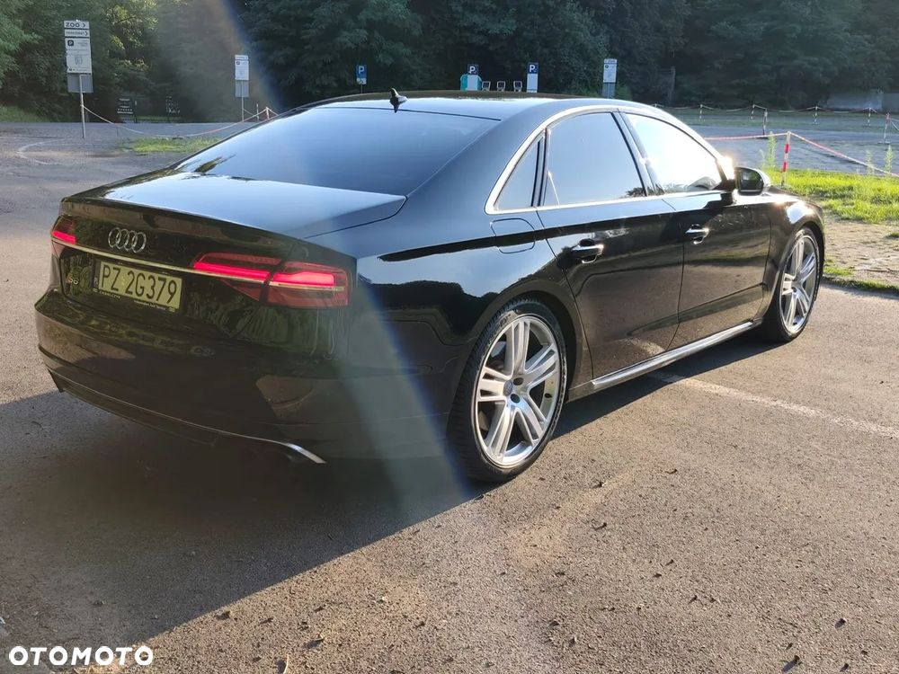 Audi S8 - 16