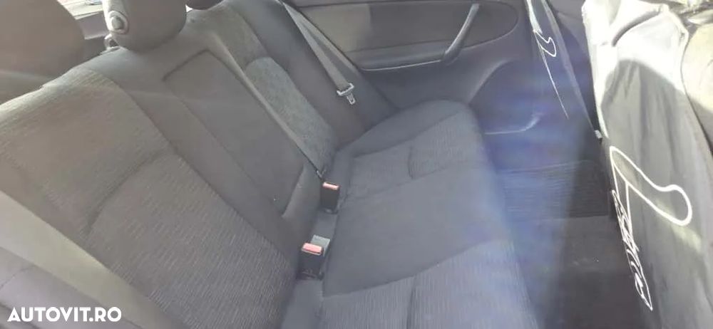 Mercedes-Benz C 200 CDI Classic - 9