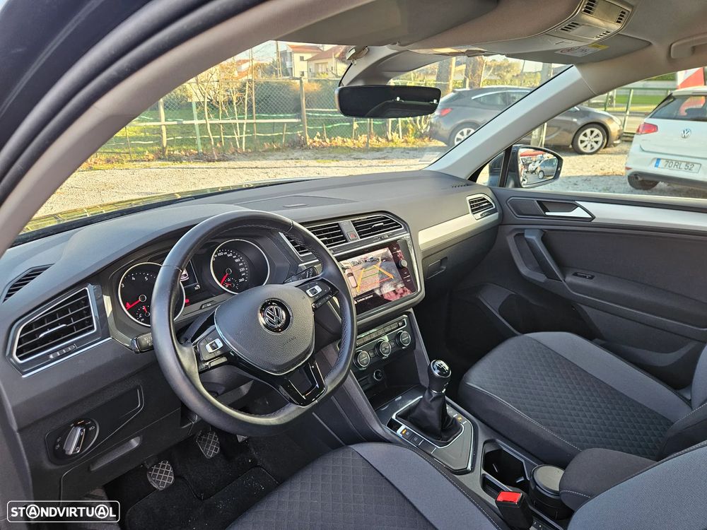 VW Tiguan 1.5 TSI Confortline - 17