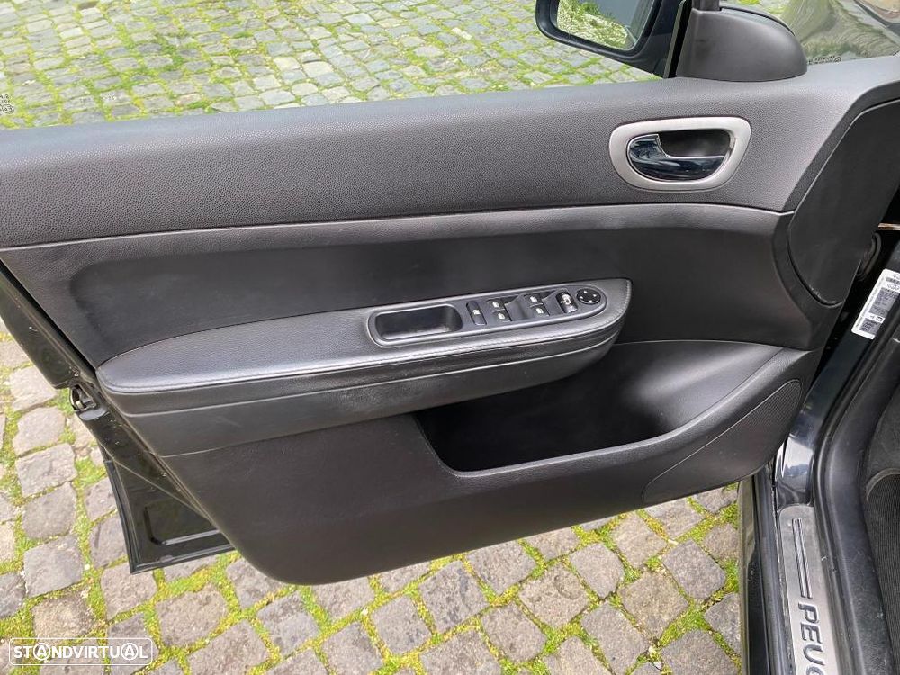 Peugeot 307 SW 1.6 HDi Cuir - 10