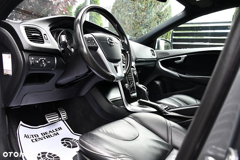 Volvo V40 T4 Geartronic RDesign - 9