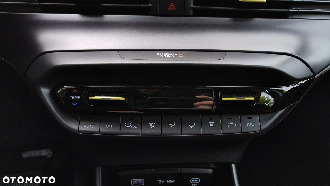 Hyundai i20 - 15