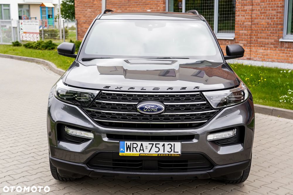 Ford Explorer - 8