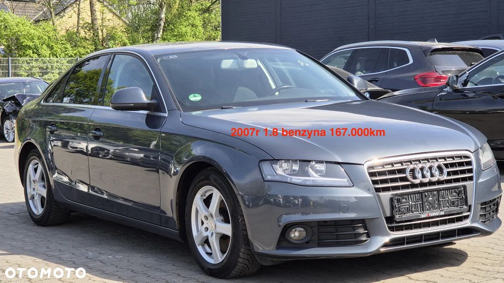 Audi A4 Limousine - 16