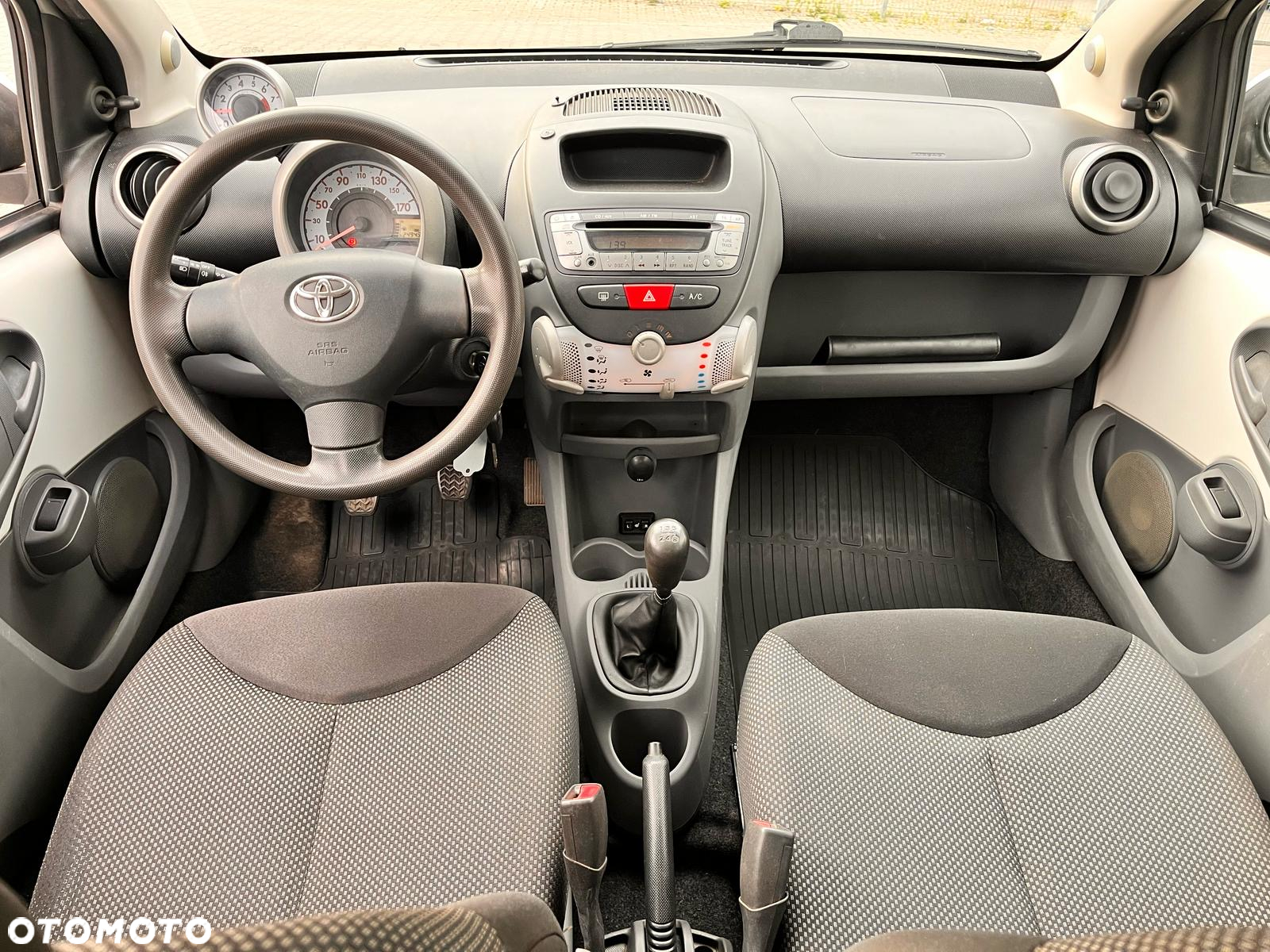Toyota Aygo 1.0 VVT-i Gold - 12