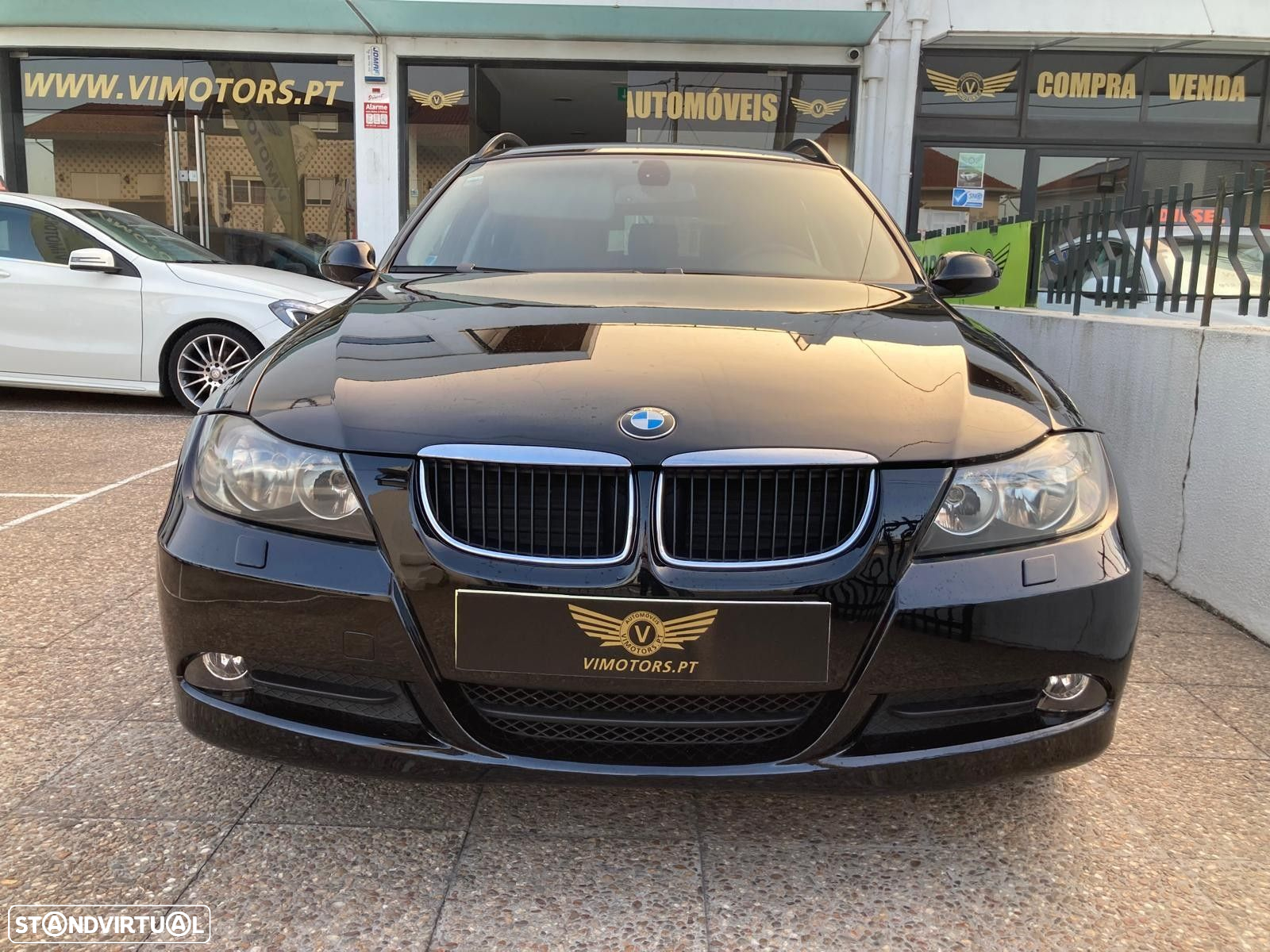 BMW 318 d Touring - 18