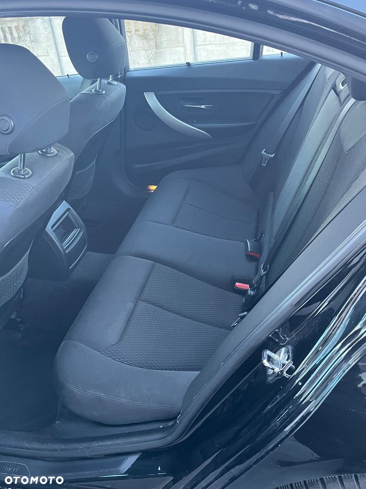 BMW Seria 3 - 11