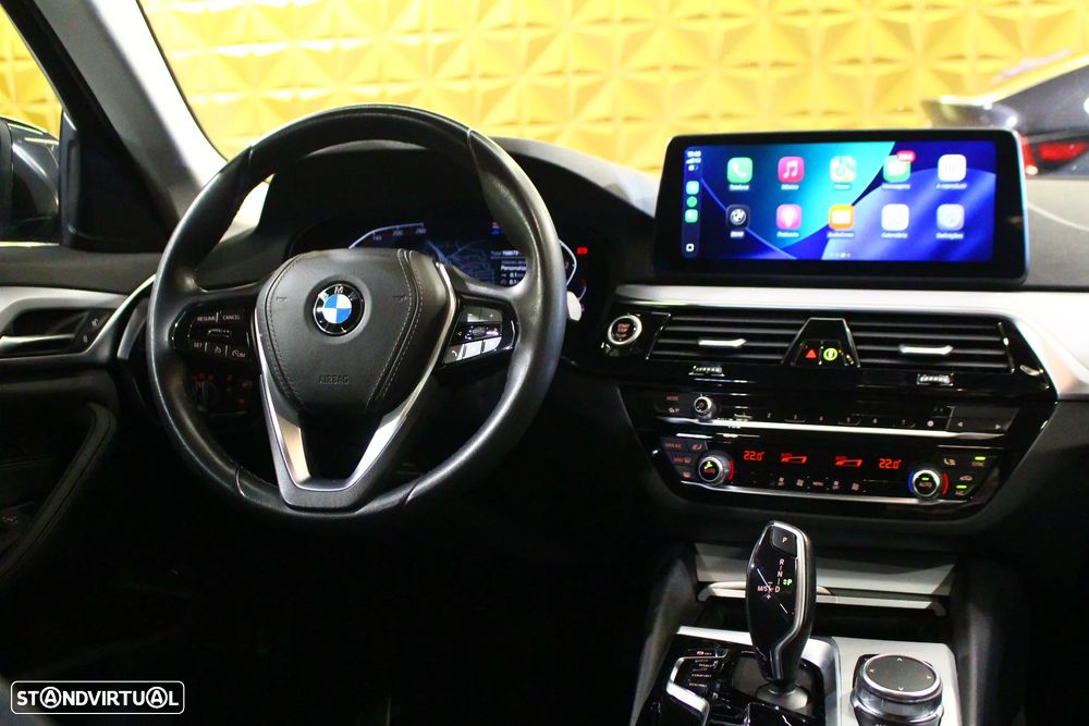 BMW 520 d Auto - 13
