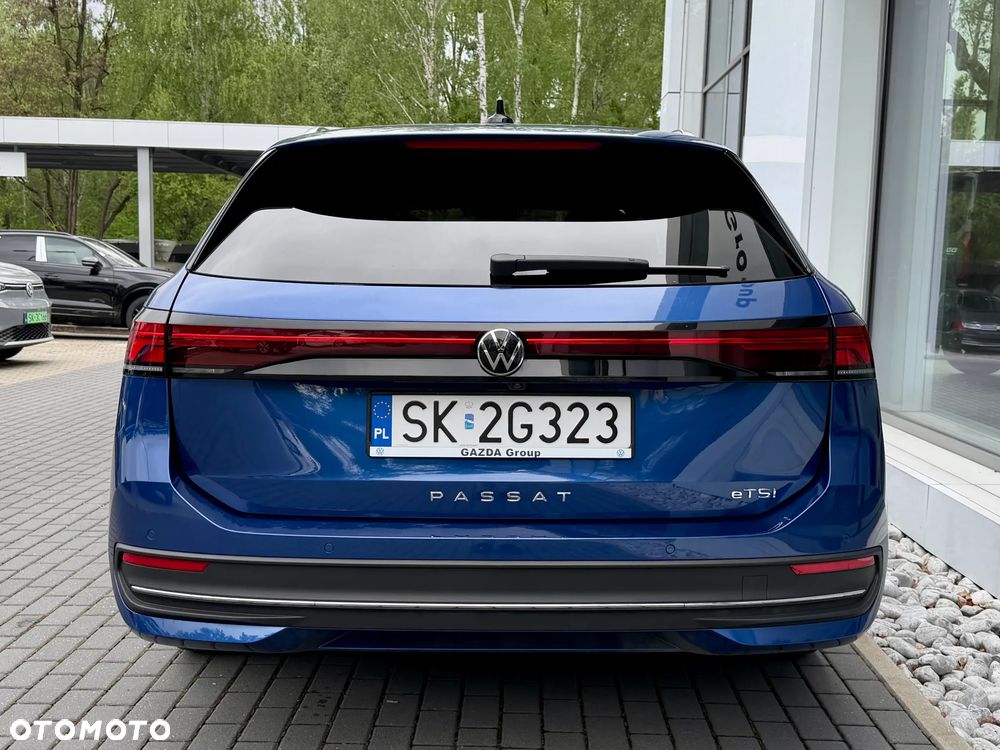 Volkswagen Passat Variant 1.5 TSI ACT mHEV Business Plus DSG - 5