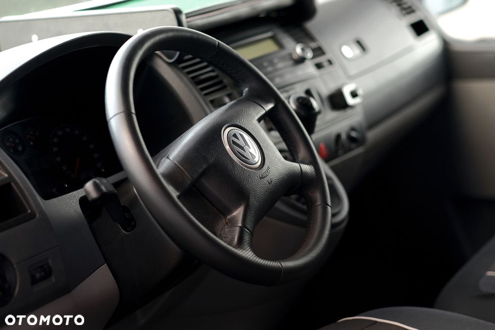 Volkswagen Transporter - 22