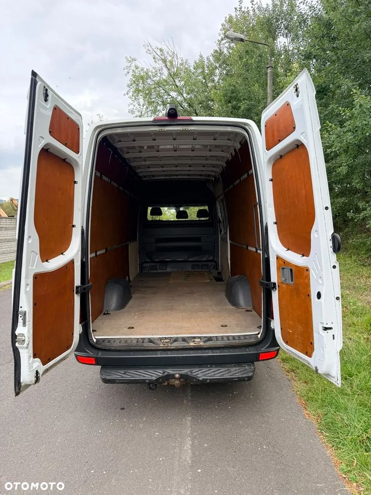 Mercedes-Benz Sprinter - 6