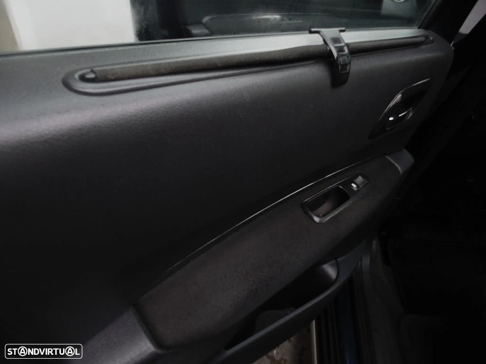 Peugeot 3008 1.6 HDi Sport - 48