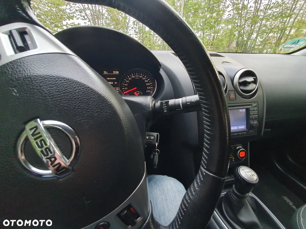Nissan Qashqai 2.0 Tekna Premium - 16