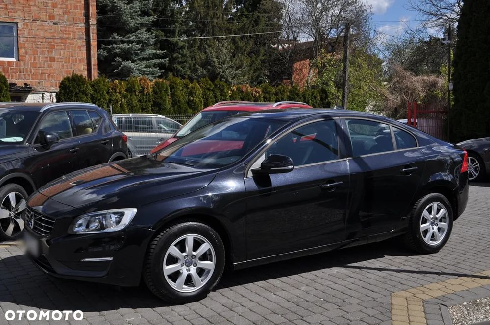 Volvo S60 T3 Kinetic - 3