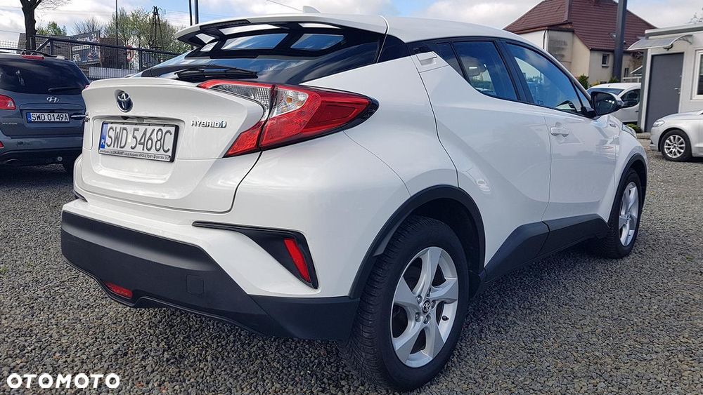 Toyota C-HR - 4