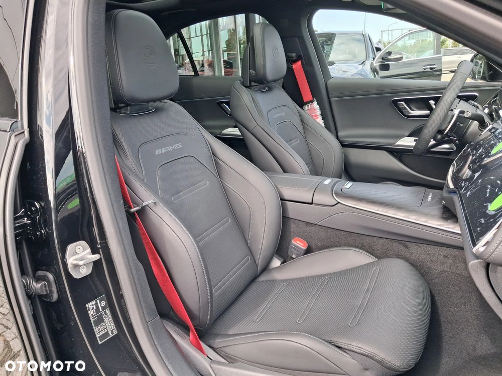 Mercedes-Benz Klasa E AMG 53 PHEV 4Matic+ 9G-Tronic TCT - 17