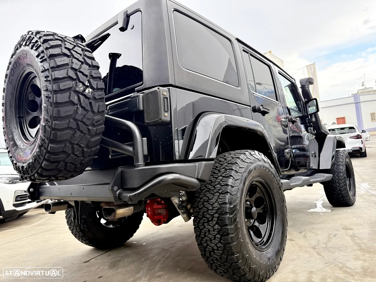 Jeep Wrangler 2.8 CRD ATX Sport - 41
