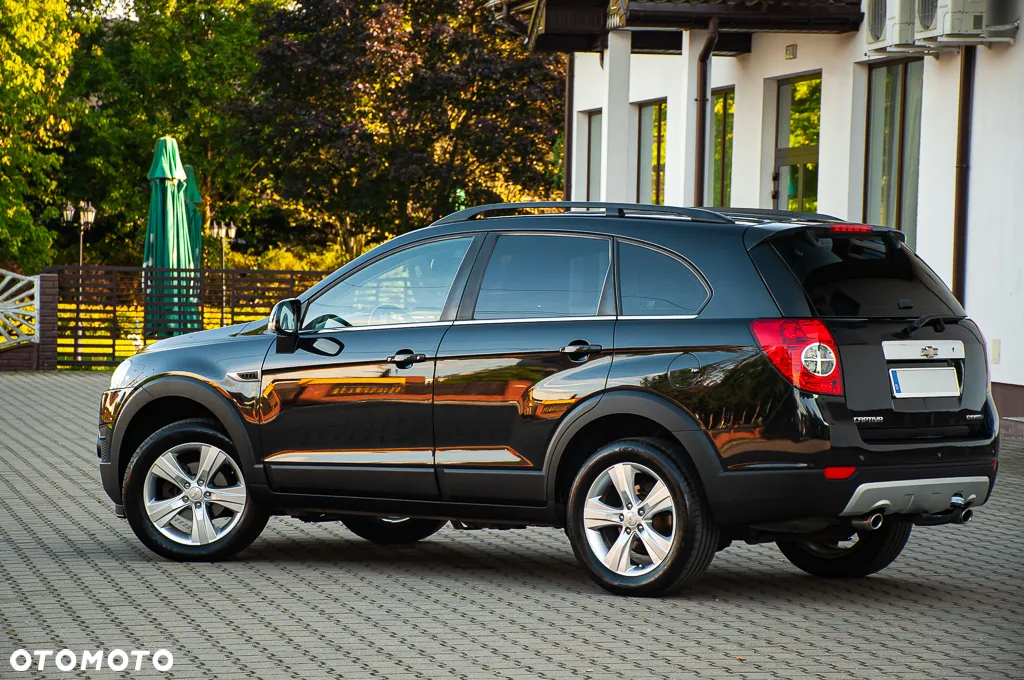 Chevrolet Captiva ver-2-4-2wd-7-sitzer-ls-family-edition - 18
