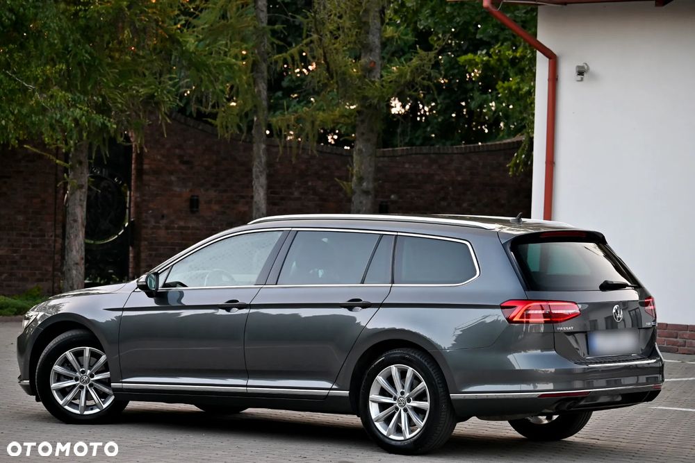 Volkswagen Passat 2.0 TDI BMT Highline - 22