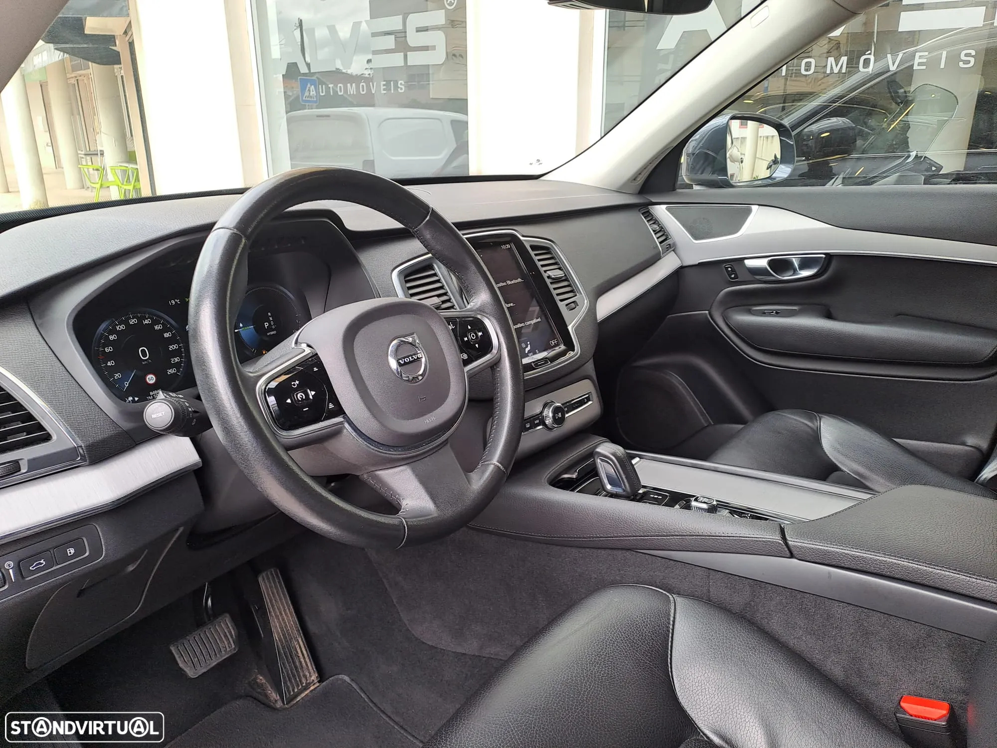 Volvo XC 90 2.0 T8 PHEV Momentum AWD - 19