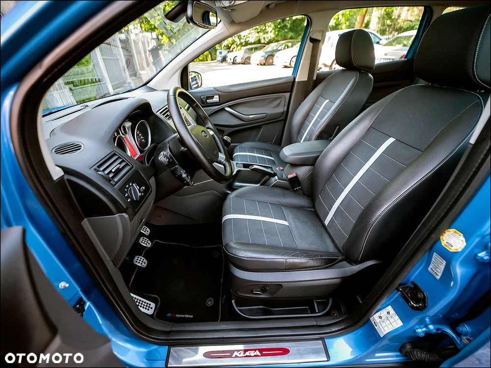 Ford Kuga - 31